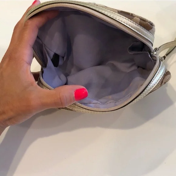 Coach Brown/Tan Signature Canvas Wristlet with Gold Accents - Picture 4 of 4